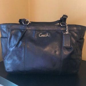 Iridescent navy leather Coach shoulder bag